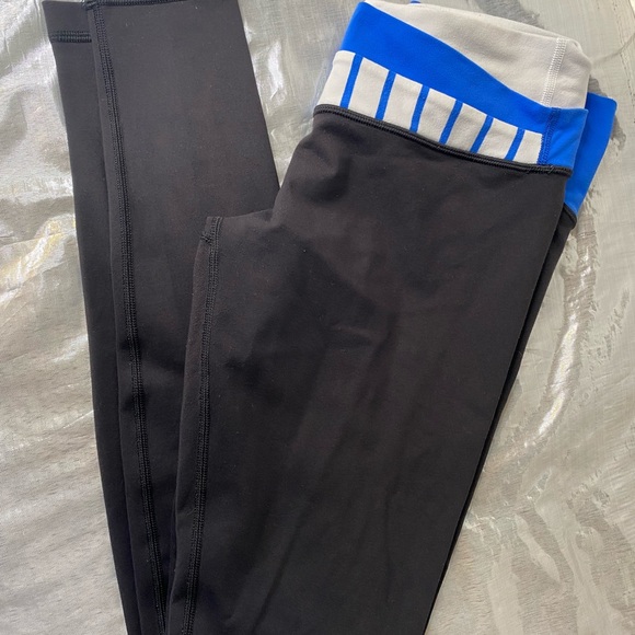 Lululemon leggings - Picture 4 of 5